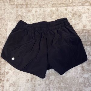 Lululemon Tracker Short 4’
